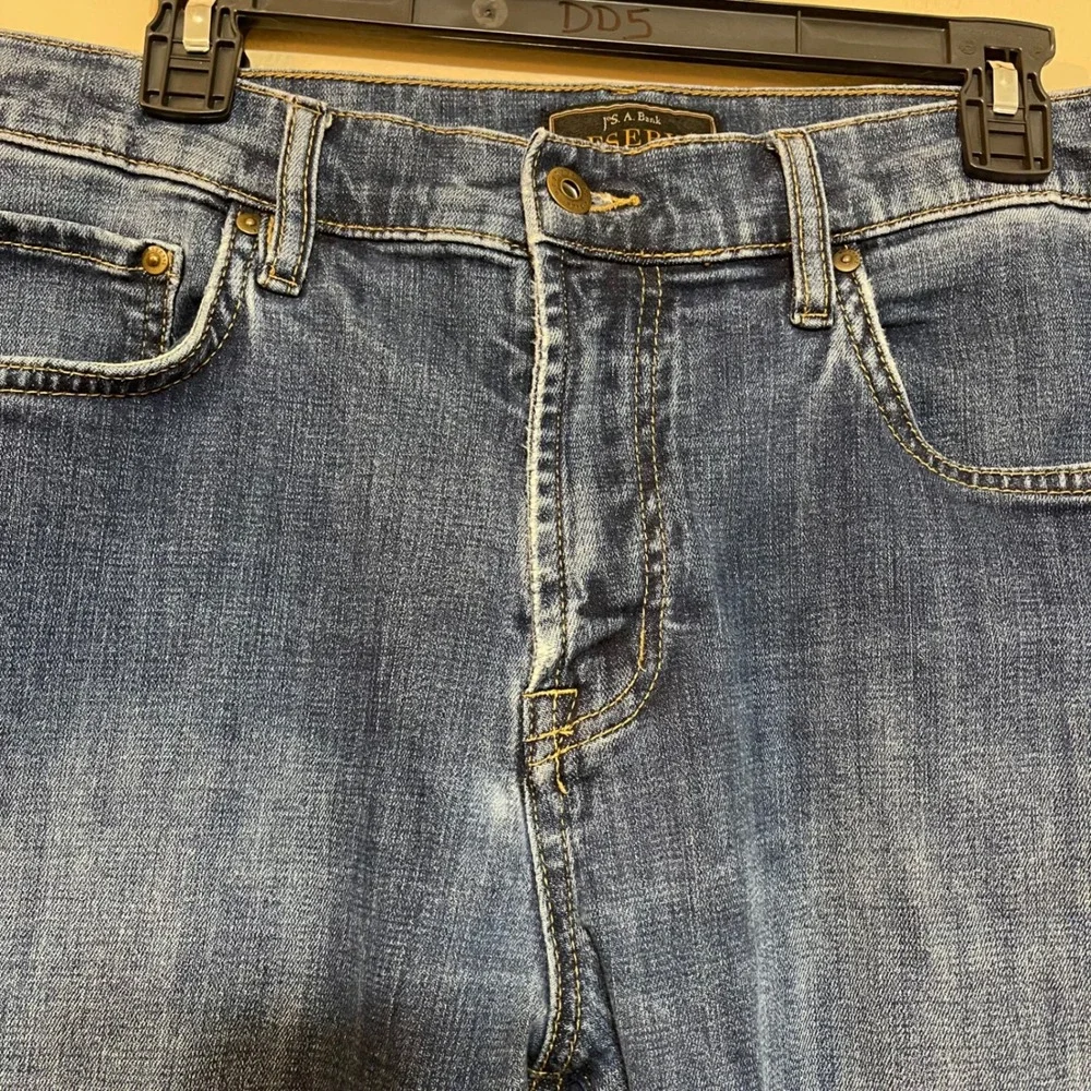 Jos‎ A Bank Reserve Traditional Fit Mens Blue Wash Denim Jeans 35W 30L - Picture 2 of 11